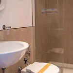 Konukevi Estea Tropea