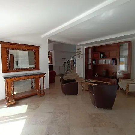 게스트하우스 Estea 3*