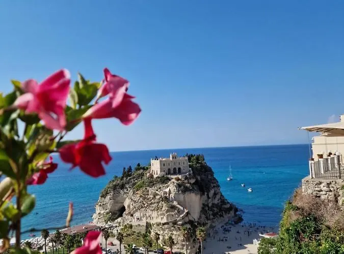 Estea 3* Tropea